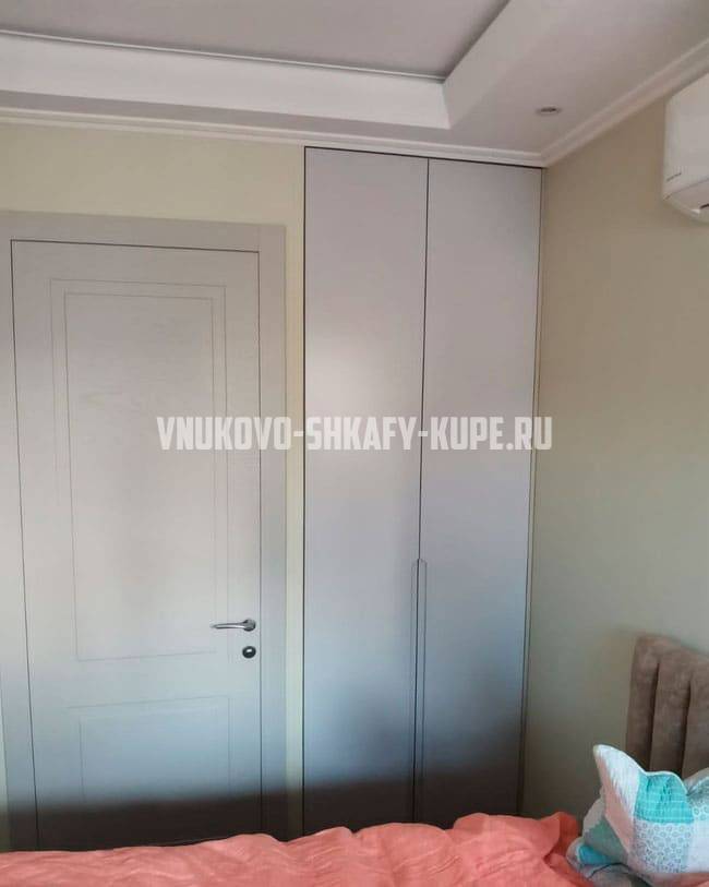 Шкафы в спальню Внуково