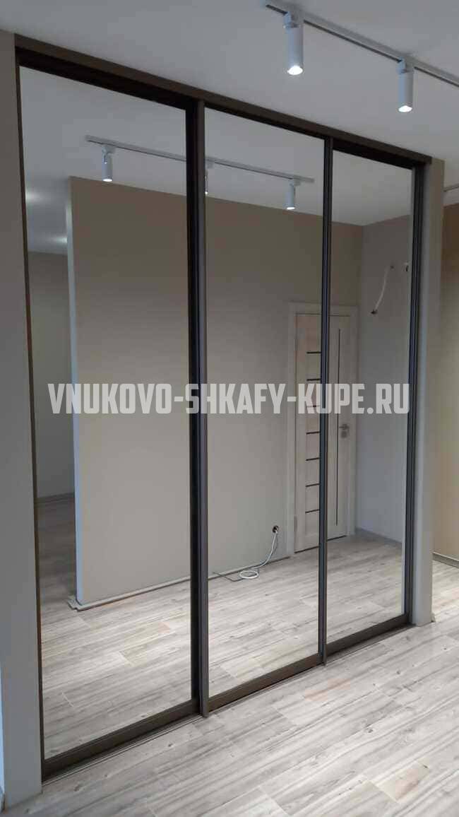 Шкафы в спальню Внуково